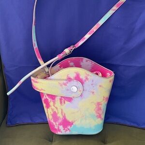 Multicolor Tie-Dye Bucket Crossbody Bag